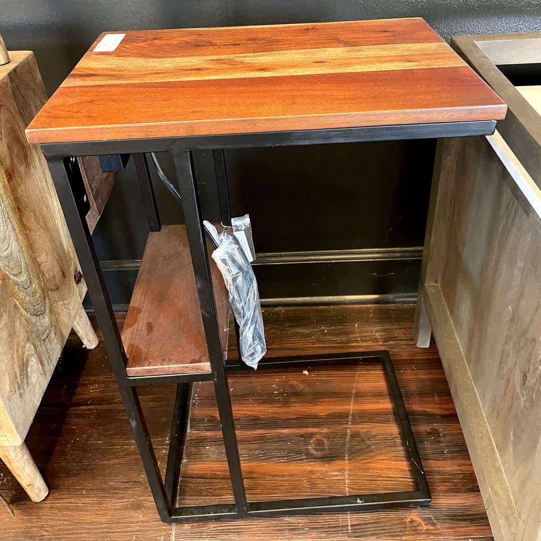 C Table With Charging Port - Sample