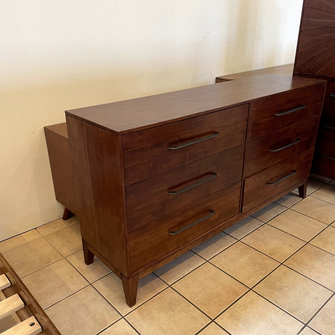 R2G Dresser 6 Drawer - Sample